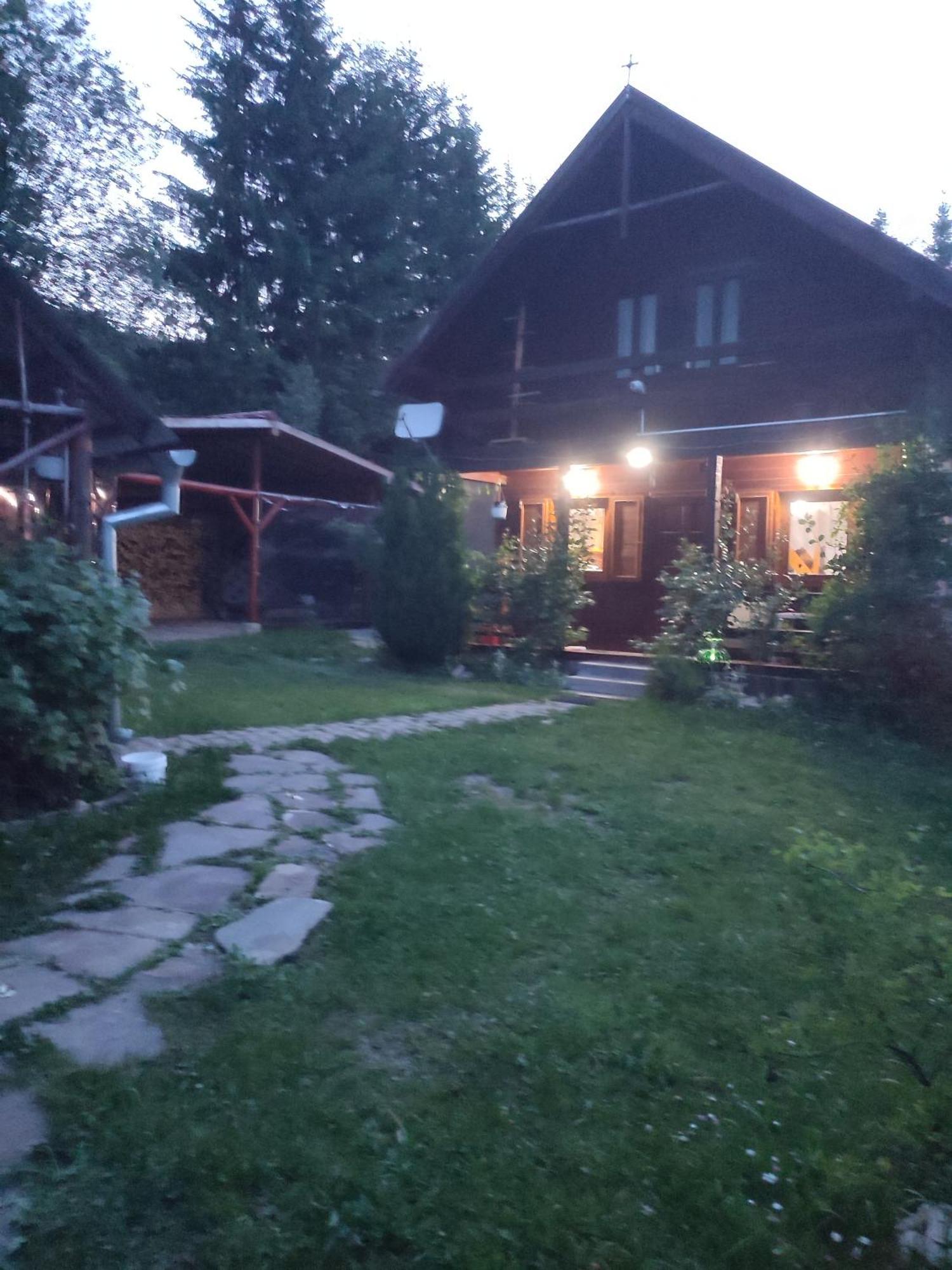 Casa Ria-Ria Pihenohaz Villa Miercurea Ciuc Exteriör bild