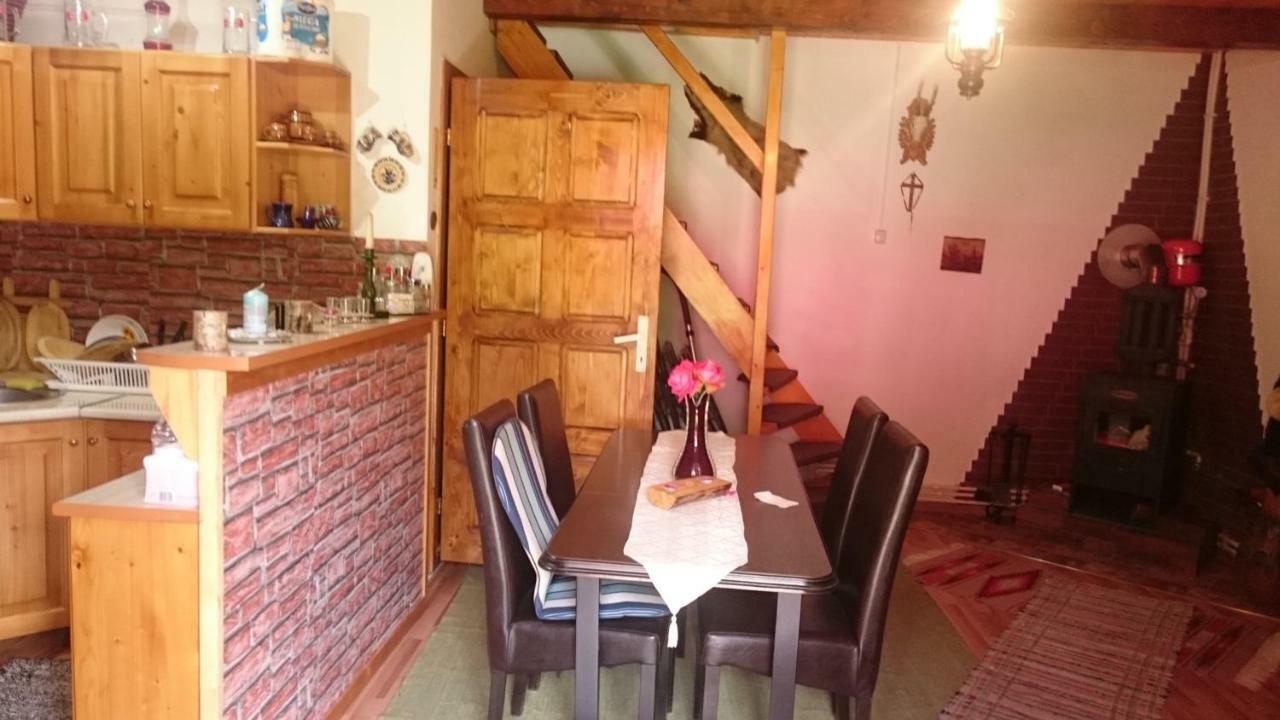 Casa Ria-Ria Pihenohaz Villa Miercurea Ciuc Exteriör bild